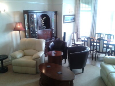 Guest lounge and diningroom